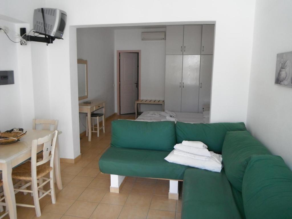 Mandorla Apartments Lartos Room photo