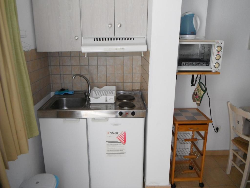 Mandorla Apartments Lartos Room photo